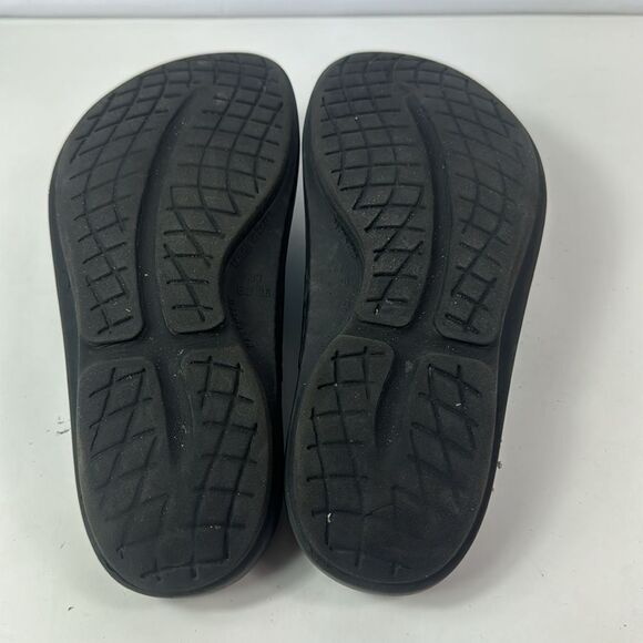 Oofos Oolala Luse Black/Blue Women's Sandals - Picture 15 of 15